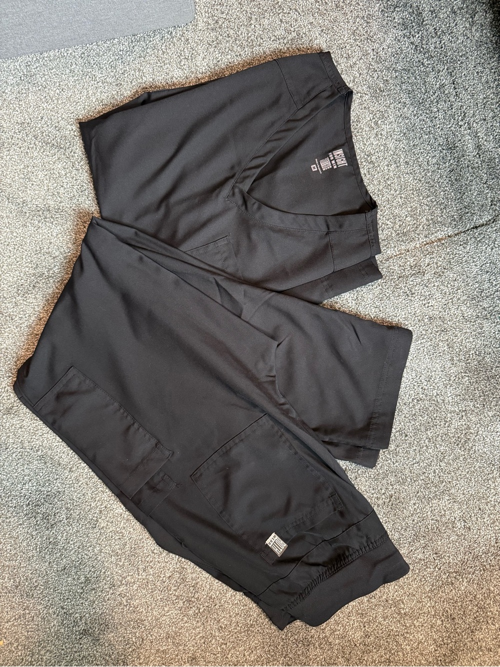 Men’s Scrubs
